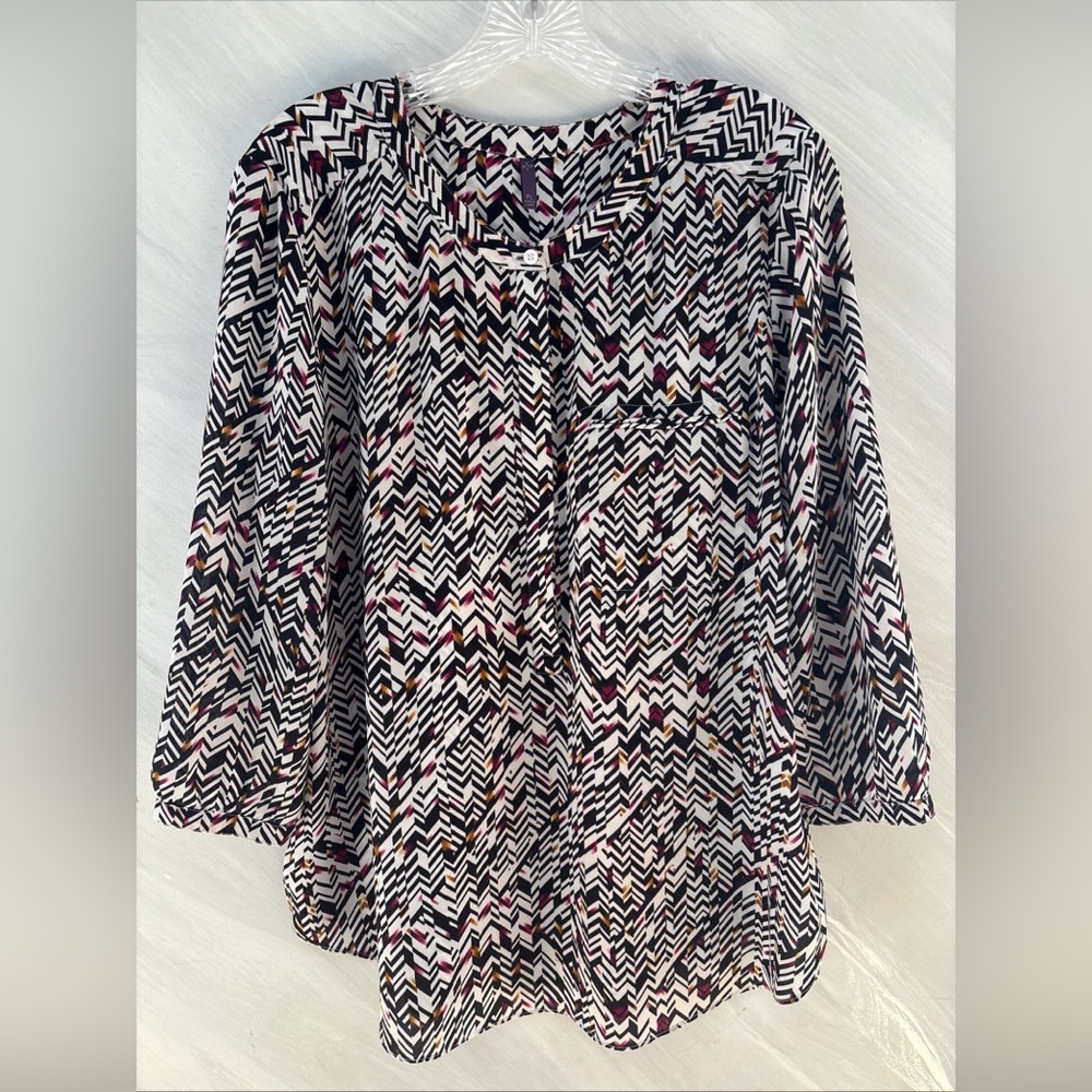 NYDJ Petite Large White/Black/Pink/Yellow Geo Print 3/4 Sleeve 1/2 Button Blouse